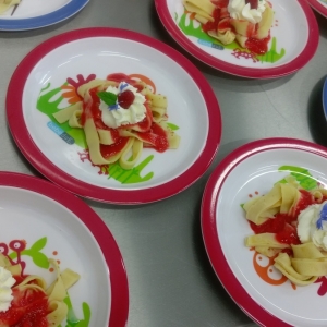 spaghetti truskawkowe